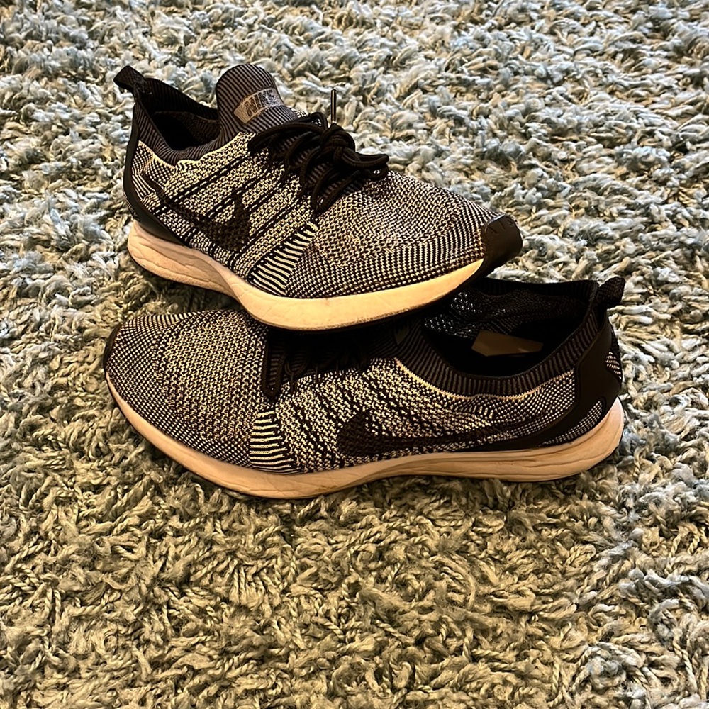 10.5 M Nike